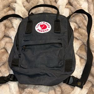 Fjallraven backpack 🎒 black used but like new